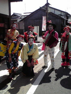 白塗りメイク