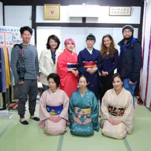 日本語学校特別授業「きもの文化体験」のサムネイル