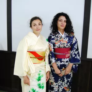 日本語学校校外授業「きもの文化体験」2017開催のサムネイル