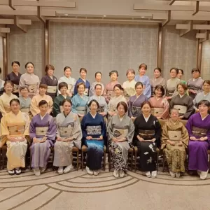 【教授会レポート】2/11　教授師範の会「懇親会」を開催いたしました！のサムネイル